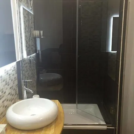 Napolimilionaria Foria 242 Guest house