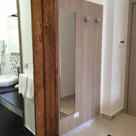 Maison d'hôtes Napolimilionaria Foria 242