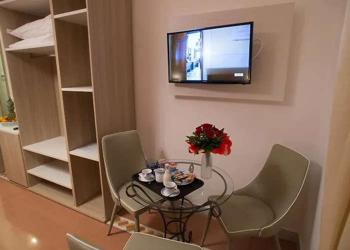 Πανσιόν Napolimilionaria Foria 242 Νάπολη