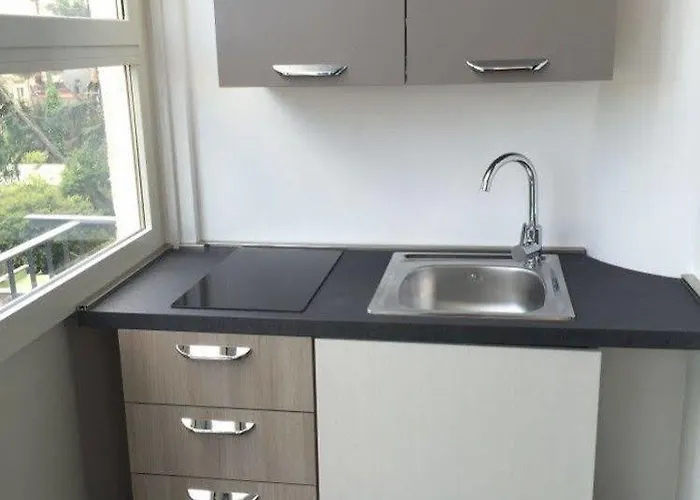 Πανσιόν Napolimilionaria Foria 242 4*