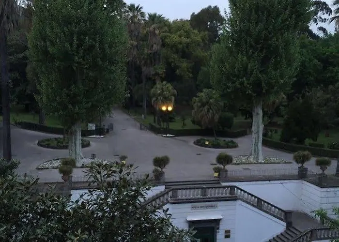 Napolimilionaria Foria 242 Πανσιόν Νάπολη