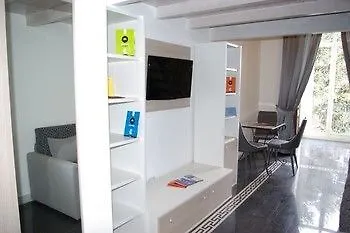 Πανσιόν Napolimilionaria Foria 242 4*