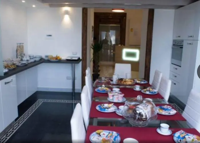 بيت ضيافة Napolimilionaria Foria 242 نابولي